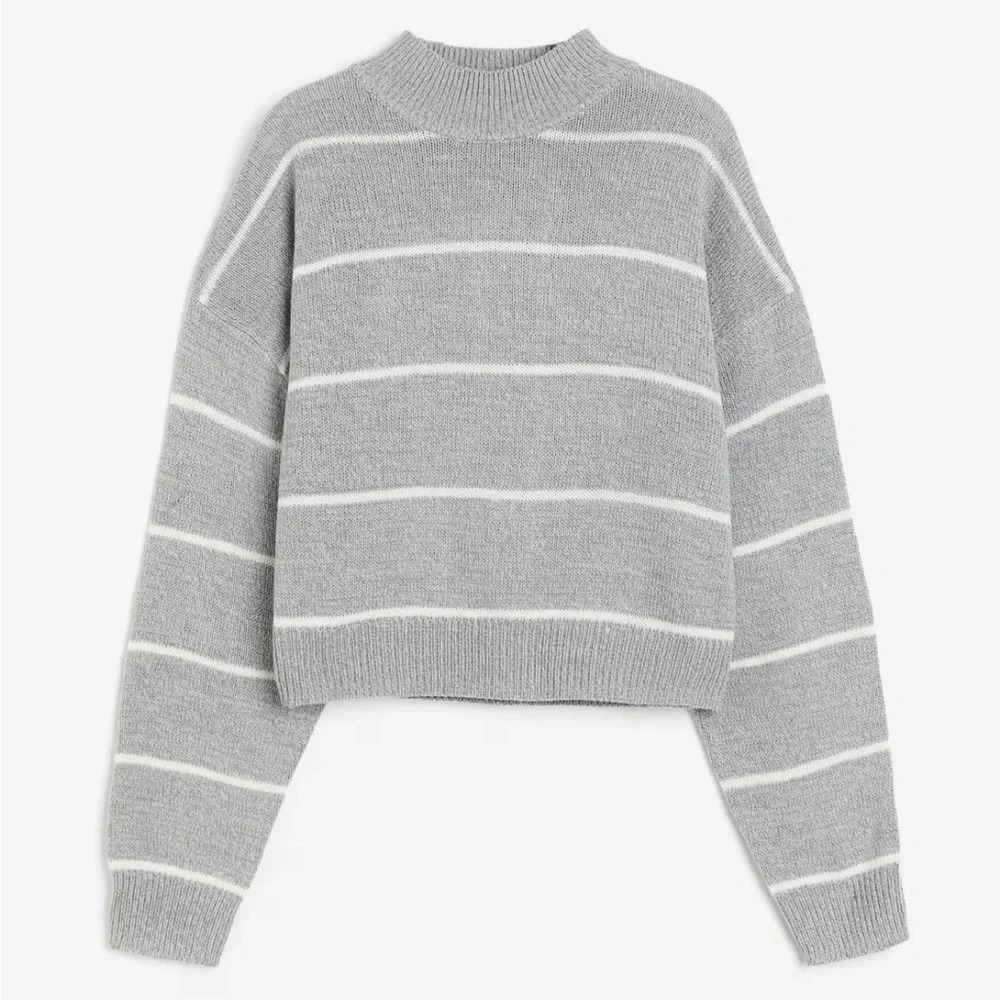 H&M Divided cropped sweater size M - Picture 10 of 10